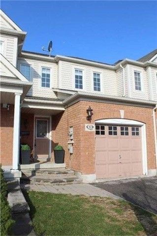 Townhouse sold at 12 Bonello Crescent, Whitby, Ontario, L1R3N6 - Taunton North - MLS: E3752932