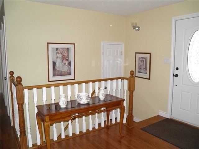 5 Durham St, Clarington, L1C1H4 | Image 2