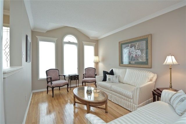 1987 Rosebank Rd N, Pickering, L1V1P7 | Image 3