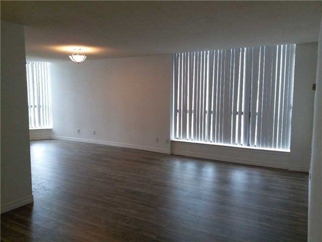 135 - 25 Bamburgh Circ, Toronto, M1W3W2 | Image 3