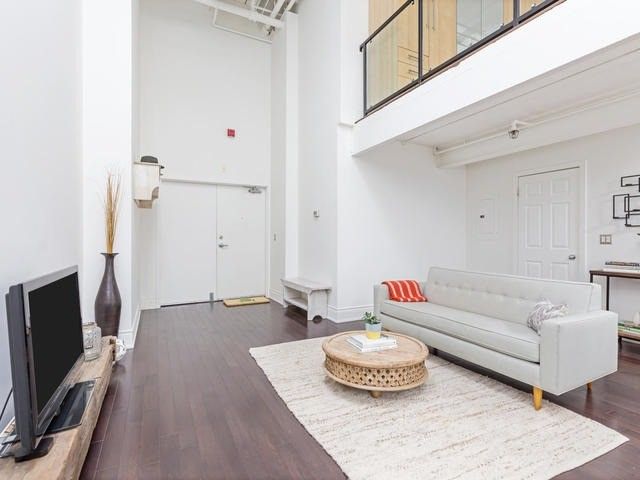 Room1