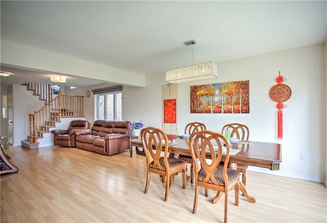 7 Barnham St, Ajax, L1Z 0M7 | Image 3