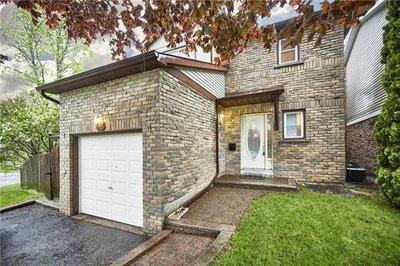 Detached House sold at 98 Kirby Crescent, Whitby, Ontario, L1N6Z7 - Blue Grass Meadows - MLS: E3824470