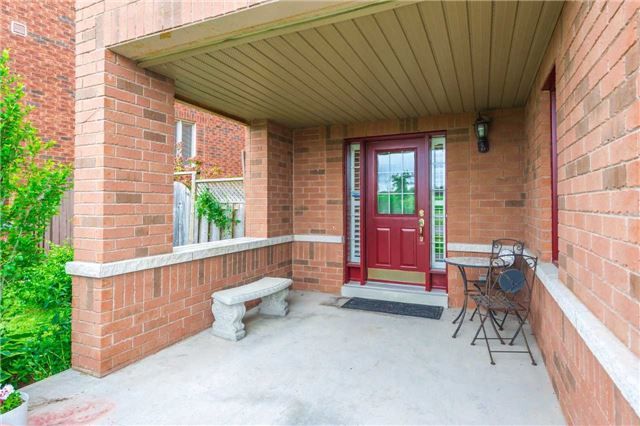 21 Polarlights Way, Toronto, M1X1Z4 | Image 2