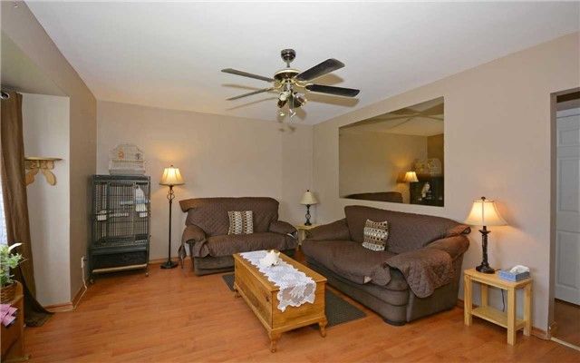 36 Ainsdale Rd, Toronto, M1R3Y8 | Image 2