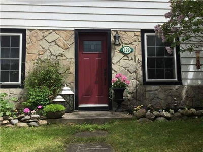 123 Baldwin St, Whitby - Brooklin image-0-2
