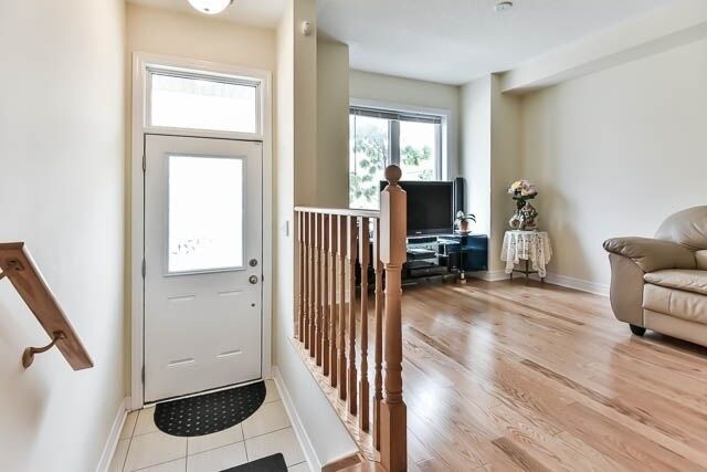 43 Kawneer Terr, Toronto, M1P0C2 | Image 3