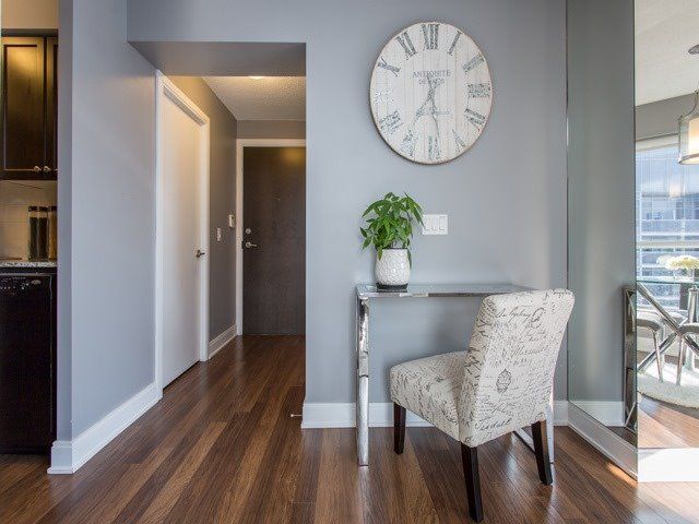 3918 - 135 Village Green Sq, Toronto, M1S0G4 | Image 2