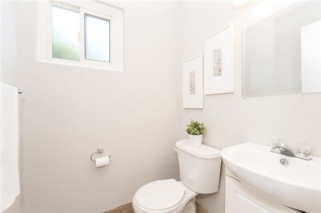 31 Parker Cres, Ajax, L1S3R4 | Image 3