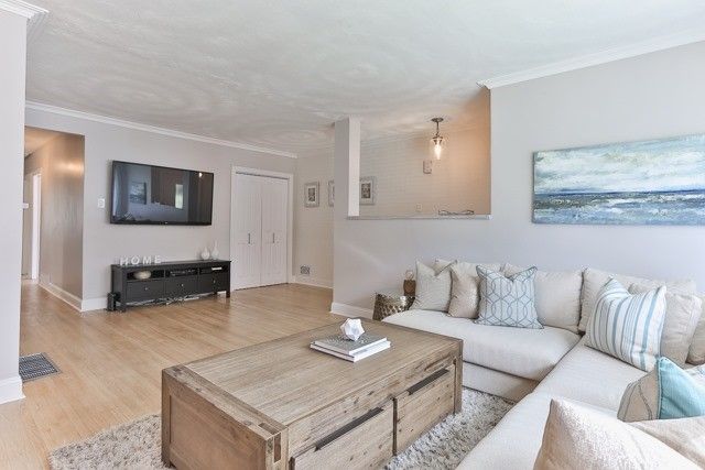 253 Chine Dr, Toronto, M1M2L6 | Image 3