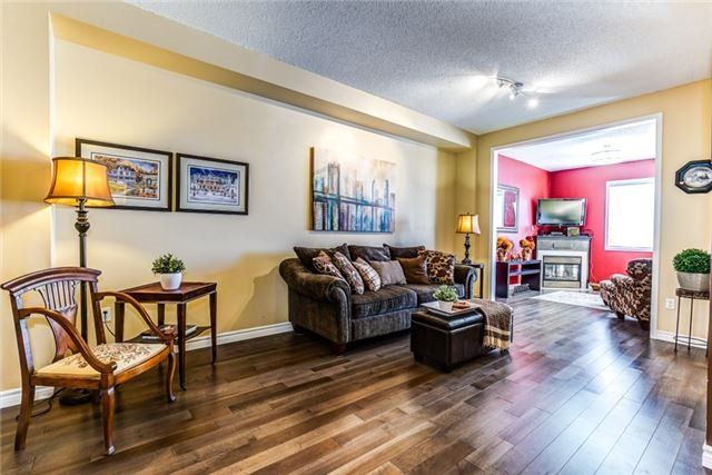 48 Thorp Cres, Ajax, L1T 0G9 | Image 2