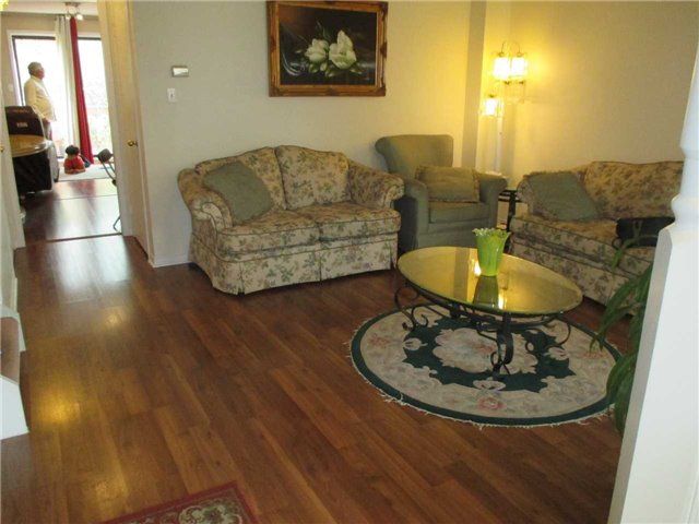 17 Lenthall Ave, Toronto, M1B2C7 | Image 2