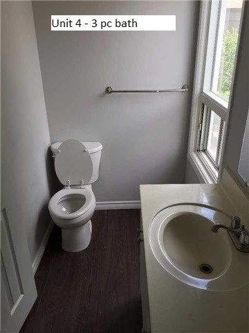 316 Albert St, Oshawa - Central image-0-2