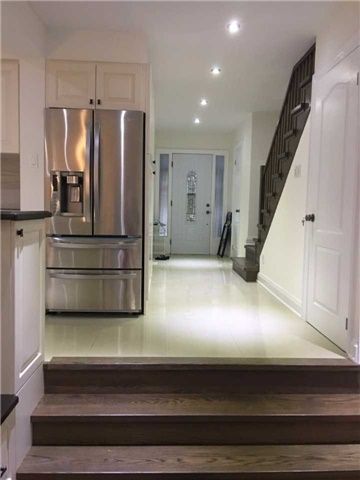 58 Rakewood Cres, Toronto, M1V1M7 | Image 2