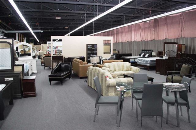 1149 Kennedy Rd, Toronto, M1P2K8 | Image 2