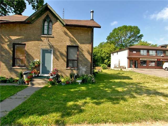 856 Simcoe St S, Oshawa, L1H4K6 | Image 2