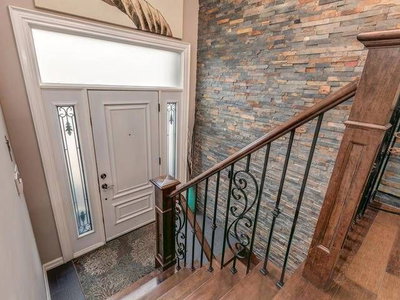 Detached House sold at 71 Cherry Blossom Crescent, Clarington, Ontario, L1E1G6 - Courtice - MLS: E4013936