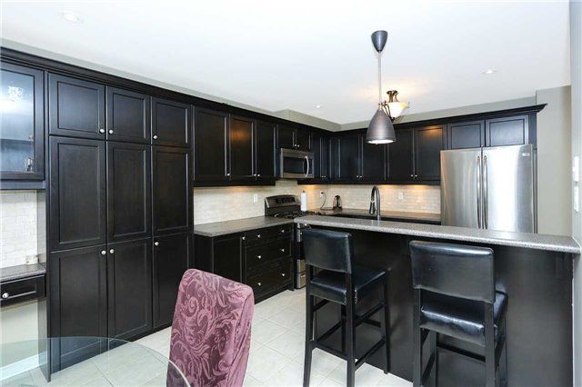 566 Oldman Rd, Oshawa, L1K2V9 | Image 3