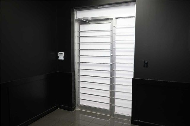 127 - 1895 Clements Rd, Pickering, L1W 3V5 | Image 3