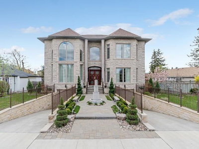 Detached House sold at 369 Toynevale Road, Pickering, Ontario, L1W2G9 - Rosebank - MLS: E4045689
