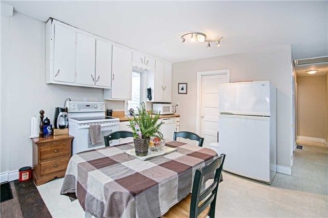 2041 Nash Rd, Clarington, L1C 3K4 | Image 3