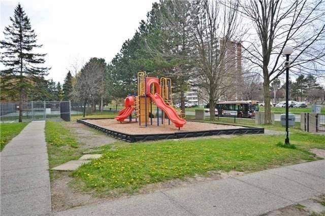 1009 - 10 Stonehill Crt, Toronto, M1W2X8 | Image 2