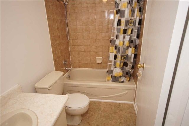 109 Old Kingston Rd, Ajax, L1T3A6 | Image 2