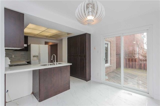 10 Tarsus Cres, Toronto, M1C3W7 | Image 2