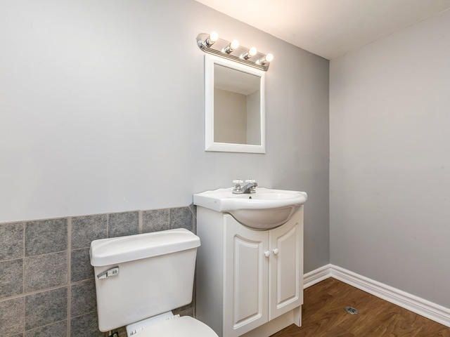 101 Creekwood Cres, Whitby, L1R2K1 | Image 3