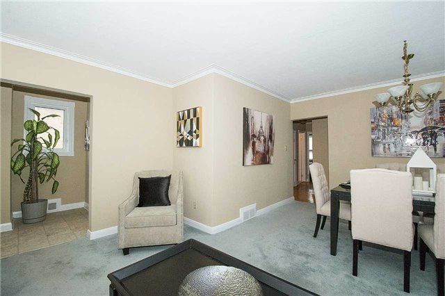 138 Budea Cres, Toronto, M1R4W2 | Image 2