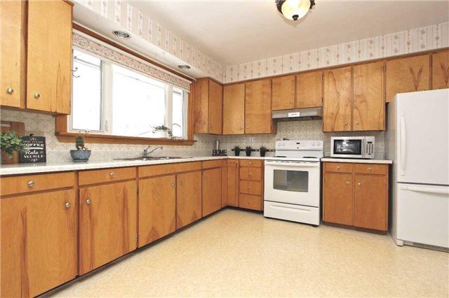 899 Glen St, Oshawa, L1J3T9 | Image 2