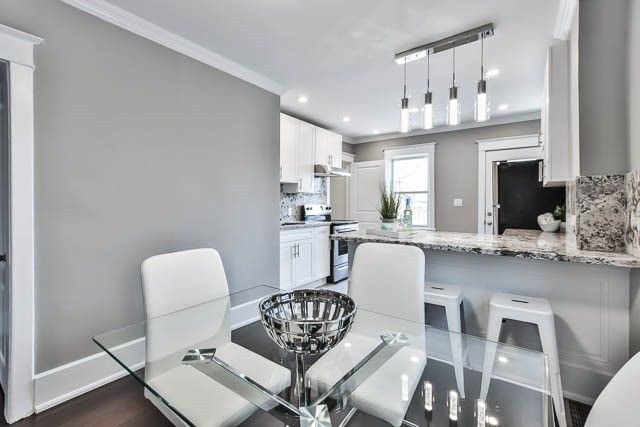 741 Milverton Blvd, Toronto, M4C1Y3 | Image 2