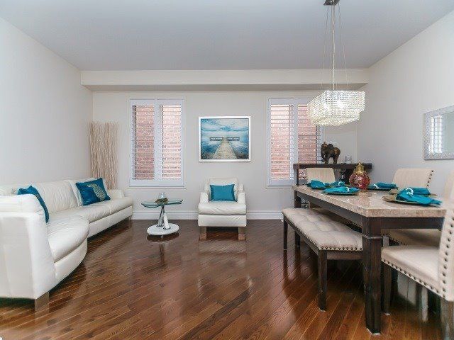 2549 Snow Knight Dr, Oshawa, L1L0K2 | Image 2