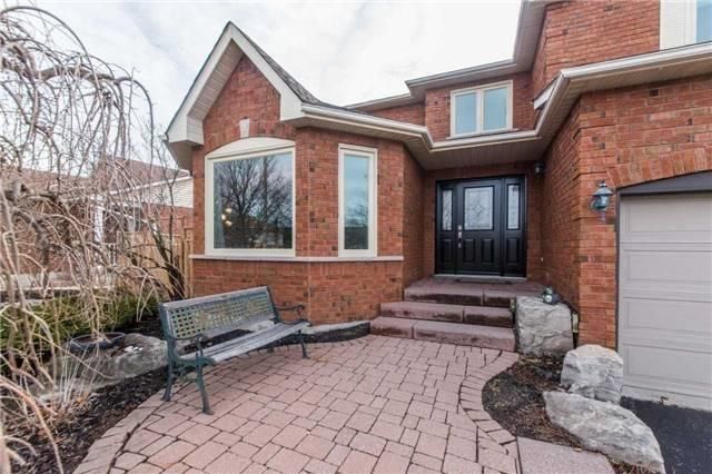 119 Robert Adams Dr, Clarington, L1E2C4 | Image 2