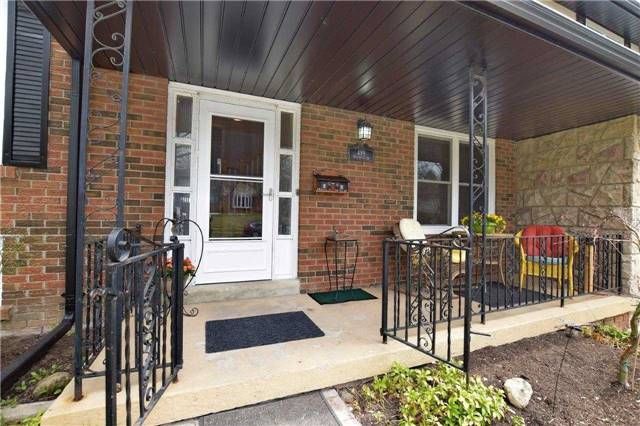 489 Crestwood Dr, Oshawa, L1G2R4 | Image 2