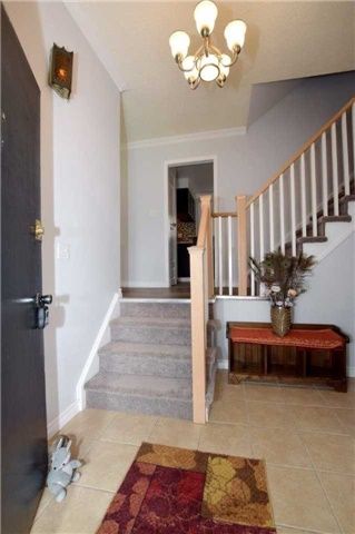 489 Crestwood Dr, Oshawa, L1G2R4 | Image 3