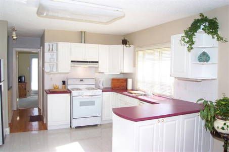 45 Berkshire Ave, Toronto, M4M2Z6 | Image 3