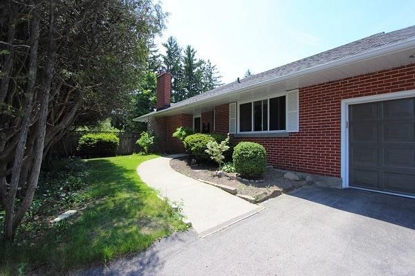 180 Severn St, Oshawa, L1J6R7 | Image 2