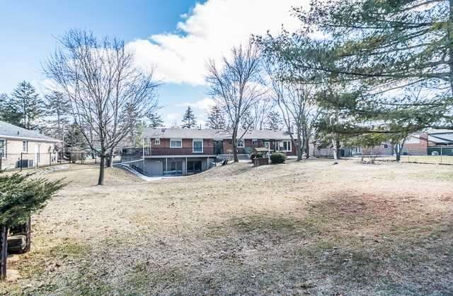 10 Philips Rd, Whitby, L1M 1G7 | Image 3