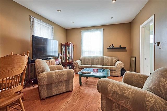 75 Ritson Rd N, Oshawa, L1G5P6 | Image 3