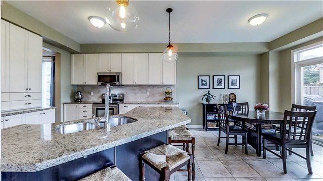 176 Glenabbey Dr, Clarington, L1E0C4 | Image 3