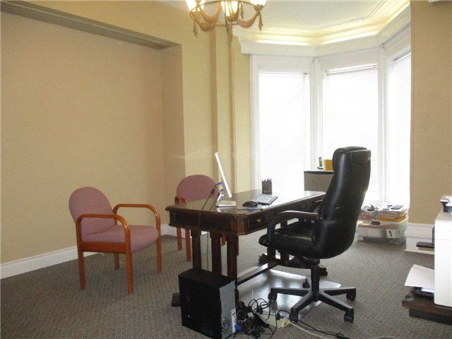 Mn2 - 71 Albert St, Oshawa, L1H4R1 | Image 3