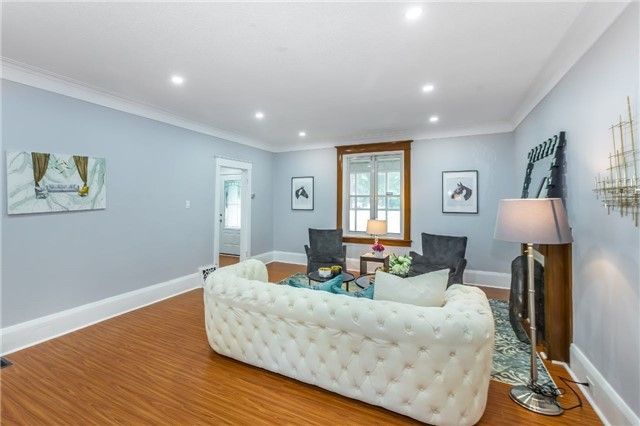 2668 Midland Ave, Toronto, M1S1R7 | Image 3