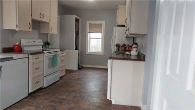 226 Verdun Rd, Oshawa - Central image-0-3