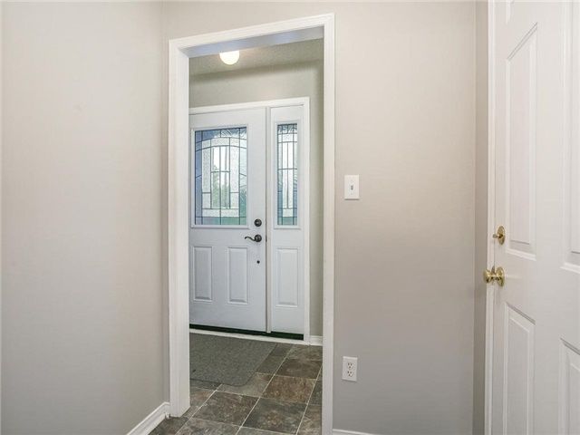 2678 Trulls Rd S, Clarington, L1E2N3 | Image 2