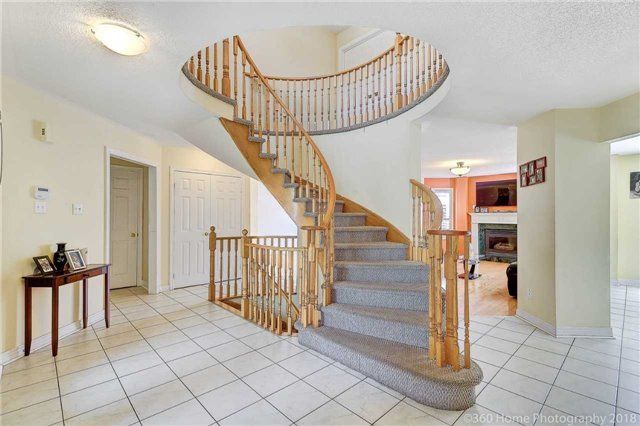 13 Freeston Cres, Ajax, L1T3Z9 | Image 2