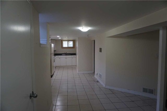 44 Billingsgate Cres, Ajax, L1S2R8 | Image 2