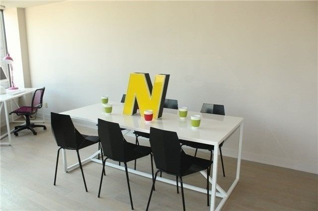 Room2