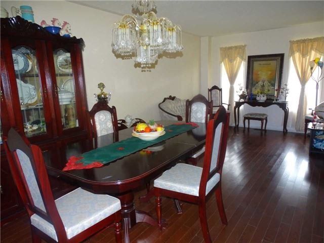 12 Greenhalf Dr, Ajax, L1S7N6 | Image 3