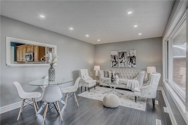 372 Garden Crt, Oshawa, L1J3E4 | Image 2